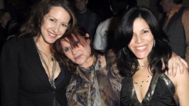 Carrie Fisher with her two half-sisters at the opening of her HBO series Wishful Drinking.
