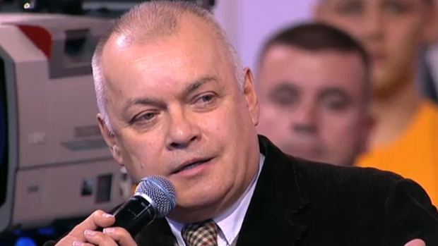 Dmitry Kiselyov presents Vesti Nedelyi on Russian state TV.