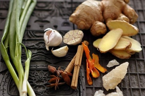 Ingredients for Chinese master stock.