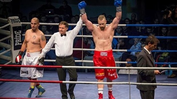Perth heavyweight boxer Mark de Mori is eyeing off a big-time fight in Las Vegas in January.