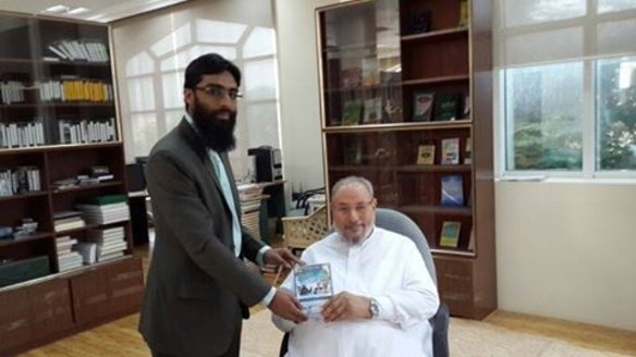 Melbourne Islamic conference organiser Waseem Razvi met notorious sheikh