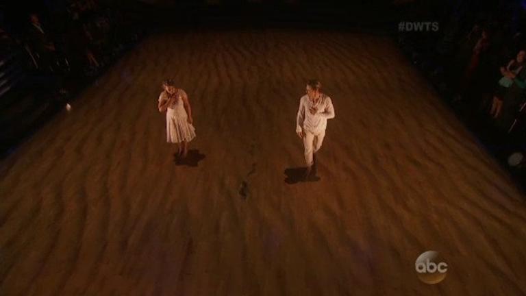 Bindi Irwin Footprints In The Sand