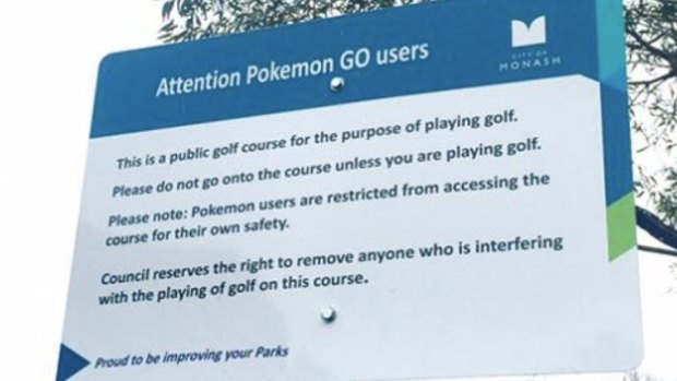 A sign at the Glen Waverley Golf Course asking Pokemon Go players to stay away.