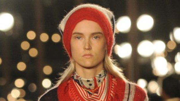 Tommy Hilfiger's less is more look at NYFW is great for our hot, sweaty summers.
