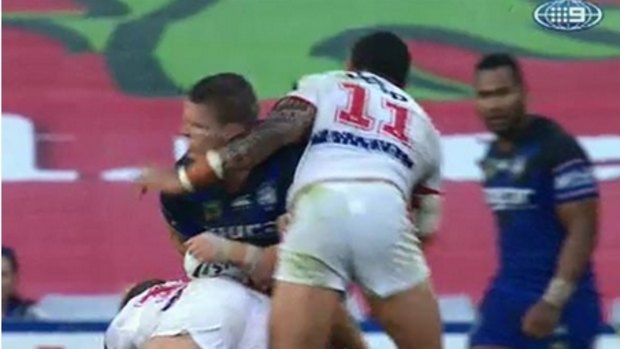 High shot: Tyson Frizell collects Tim Browne high.