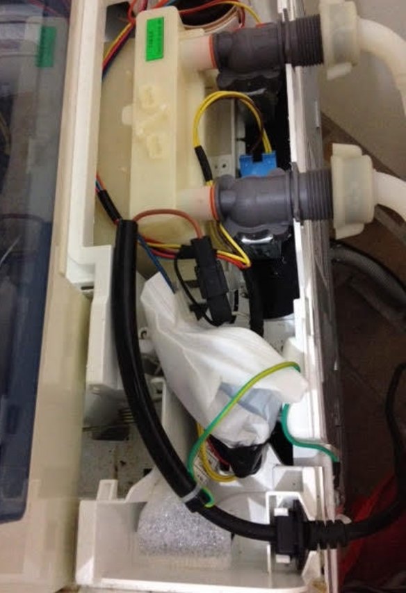 Both Ashim Singh's two Samsung washing machines had the plastic bag and tape fix.