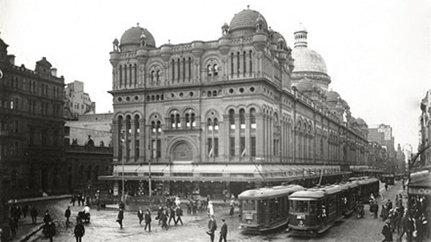 Trams on the corner of George and Druitt streets, outside the QVB in the Sydney CBD in 1920. 