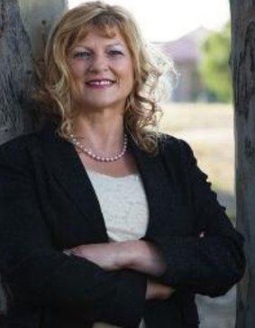 Palmer United Party candidate Maria Rigoni is challenging the Victorian election.