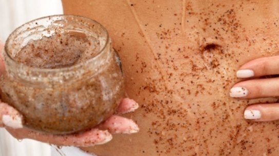 Do Something founder Jon Dee says Australia should have full legislation banning microbeads. 