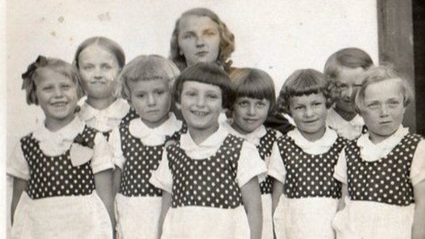 Mira Unreich as a student (in front of the teacher). In 1939, aged 12, she was barred from going to school because she was Jewish but she went on to speak seven languages.