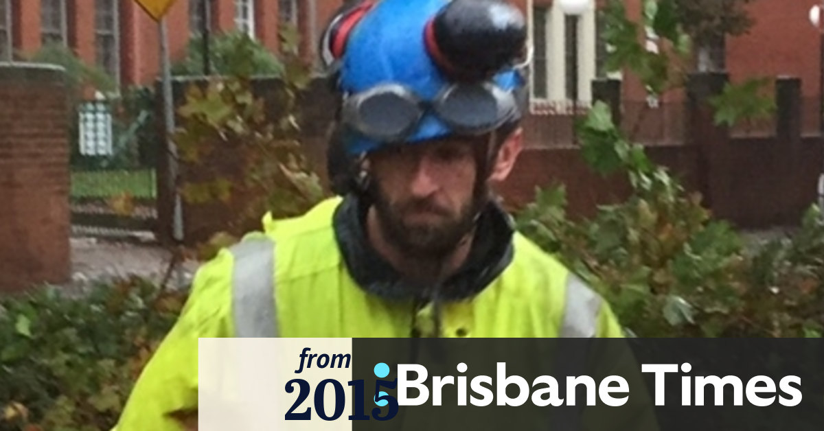 NSW storm disaster emergency services start the cleanup