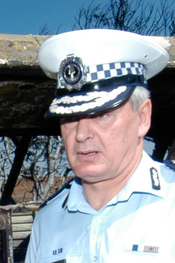 Mal Hyde has stepped down from the royal commission to avoid a possible conflict of interest.