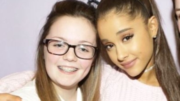 Georgina Callander (left) with US pop star Ariana Grande in 2015.