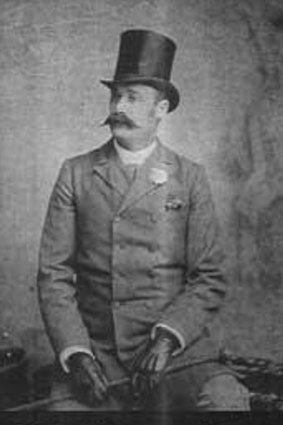 Park Von Tassel was the leader of the troupe. 