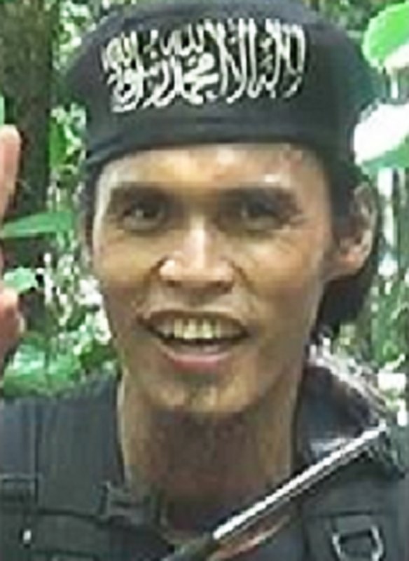 Omarkhayam Romato Maute.