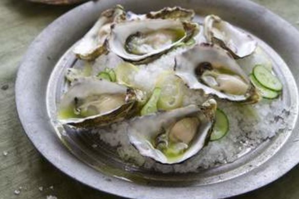 Oysters with a 'gin and tonic' dressing.