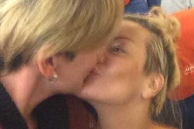Lesbian kissing in St. Petersburg