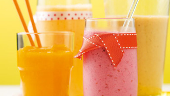 Use dried or fresh fruit in this smoothie.