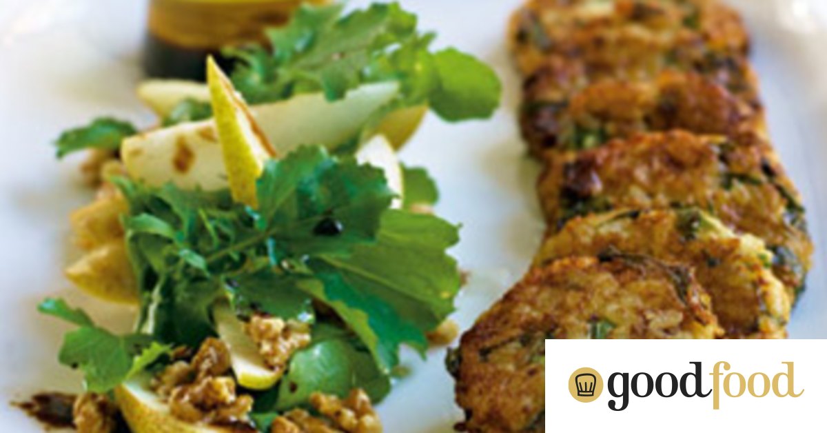 Rocket and lemon risotto cakes with pear and walnut salad
