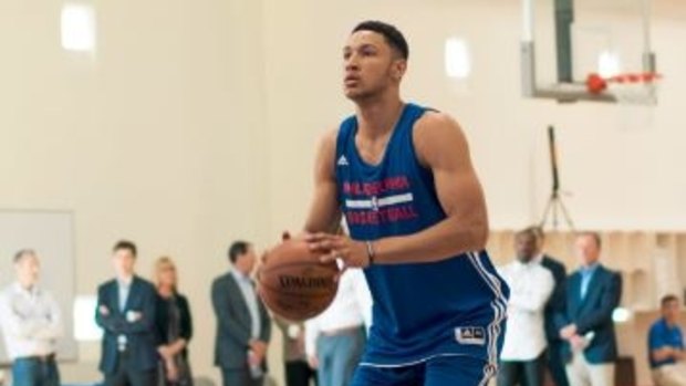 Inevitable conclusion: Ben Simmons works out in 76ers gear.