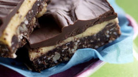 Nanaimo bars (slice).