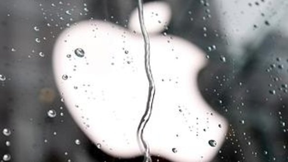 Apple is finding it hard to win a slice of the big banks' payment fees. 