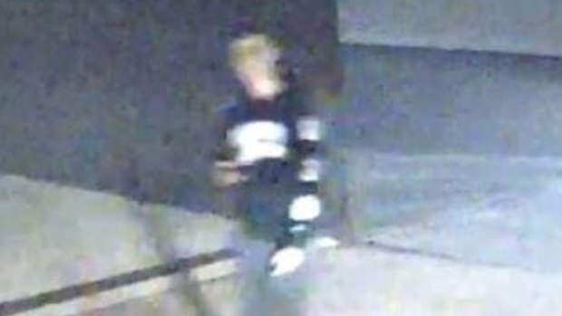 A CCTV image of a man police wish to speak to.