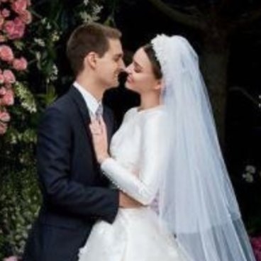 Miranda Kerr wedding dress pictures