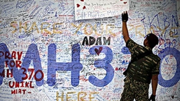 A plan to erect a memorial monument in WA to the MH370 passengers has been shelved. 