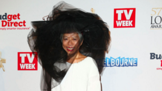 Top hat ... No one has more fun on the red carpet than Lee Lin. As it should be.