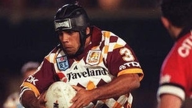 Broncos great Steve Renouf has urged former players to get behind research into brain damage.