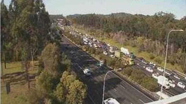 Traffic looking south from the Smith Street Motorway exit on the M1 just before 9am Tuesday.