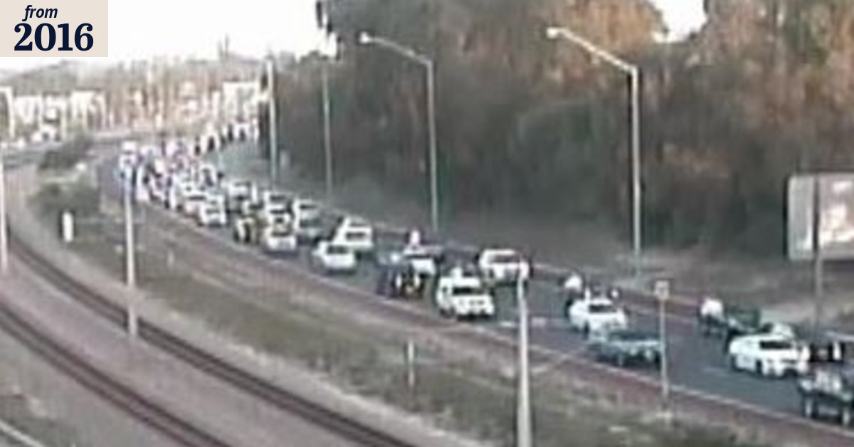 Mitchell Freeway traffic at a standstill after northbound crash at ...
