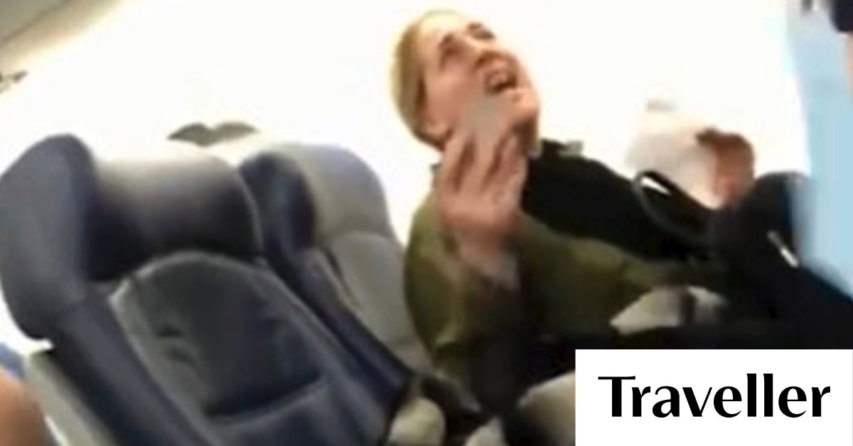 Woman kicked off plane for screaming about seat near baby 