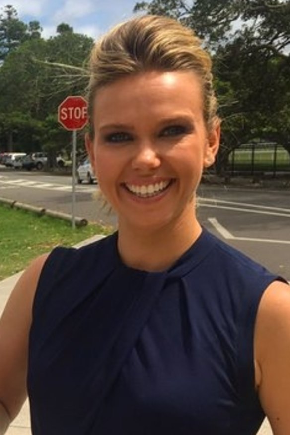 Former weather presenter Edwina Bartholomew has defended her Sunrise colleague Sam Armytage in the face of the Kristin Davis interview.