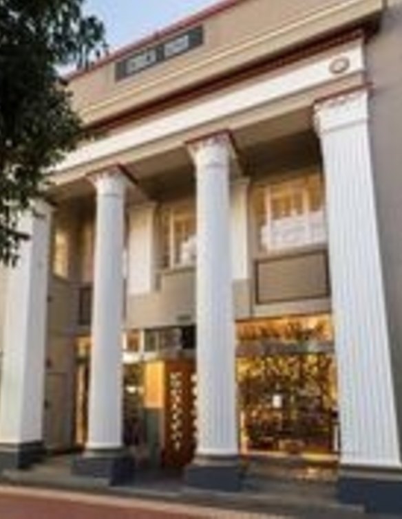 CIRCA 1928 spa hotel, Albury, NSW

