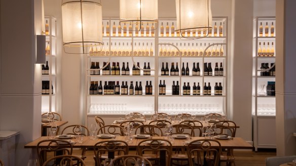 Alpha restaurant shop