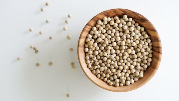 What is deals white pepper