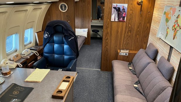 Air force one hot sale ronald reagan library