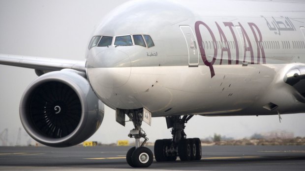 Airline review Qatar Airways economy class Boeing 777 and 787