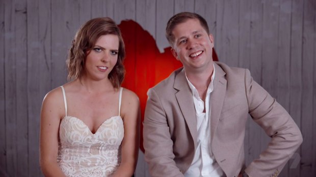 Qizlarning yalangoch erotik fotosuratlari