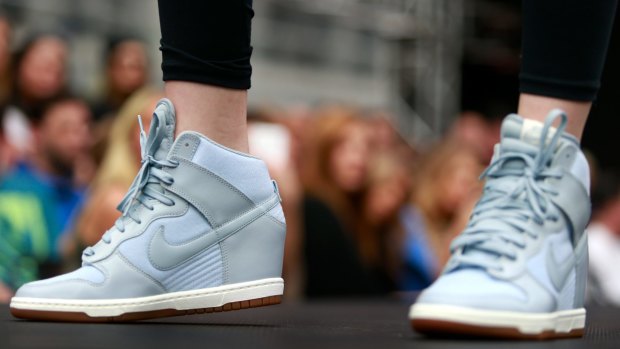 Dunk sky online hi wedge australia