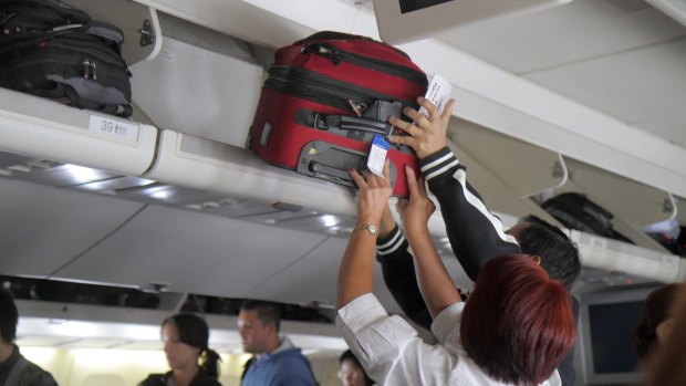 Overhead luggage hotsell