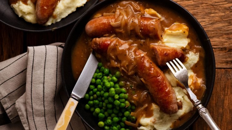 Onion gravy for online bangers and mash