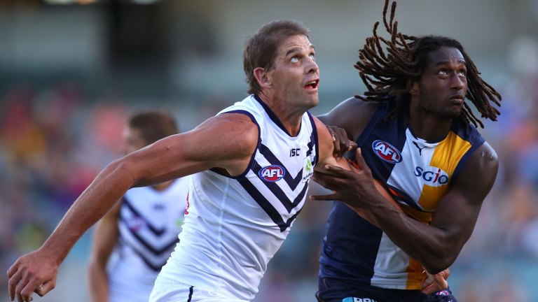 AFL NAB Challenge Fremantle Dockers Adelaide Crows Mount Barker