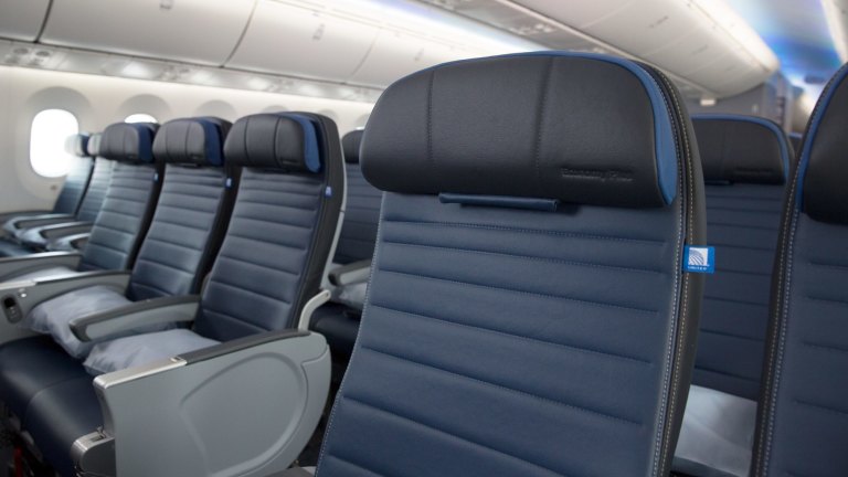 Economy plus 2025 united baggage