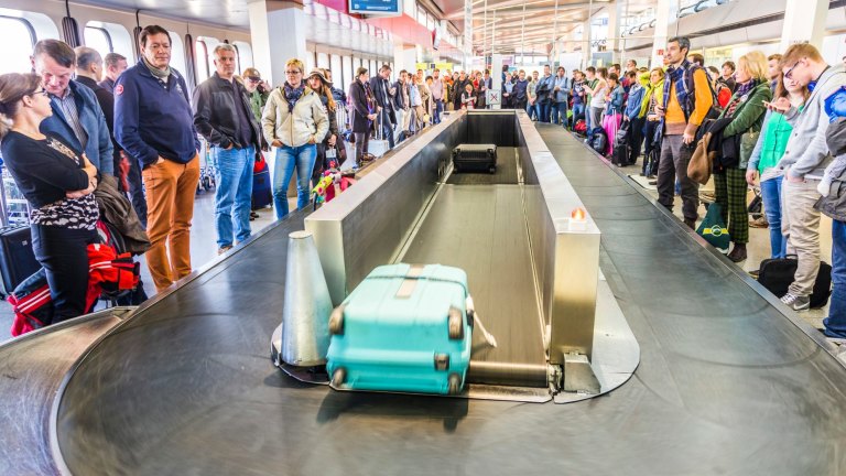 Tegel outlet lost luggage