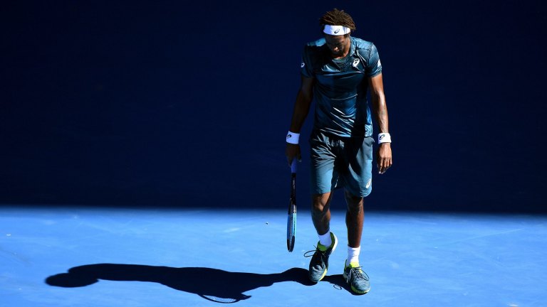 Australian Open 2018 Novak Djokovic defeats Gael Monfils in