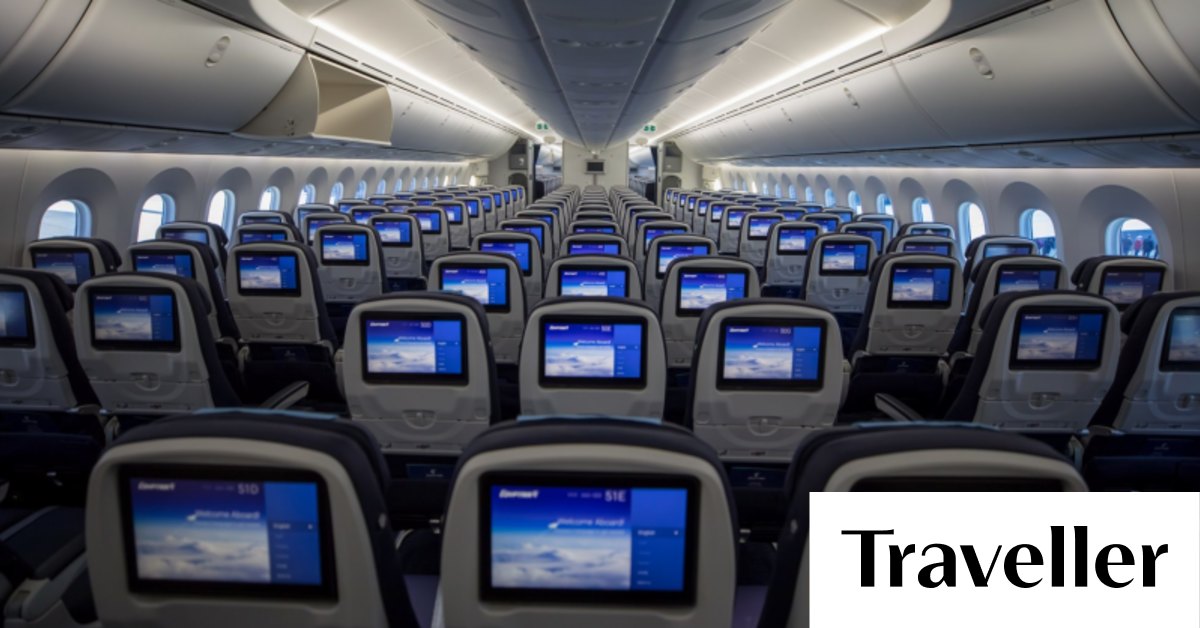 Airline review EgyptAir Boeing 787 9 economy class Dubai Cairo