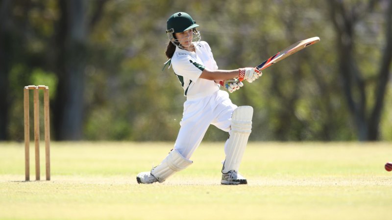 Girls cricket gear top